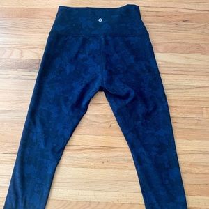Lululemon crop leggings